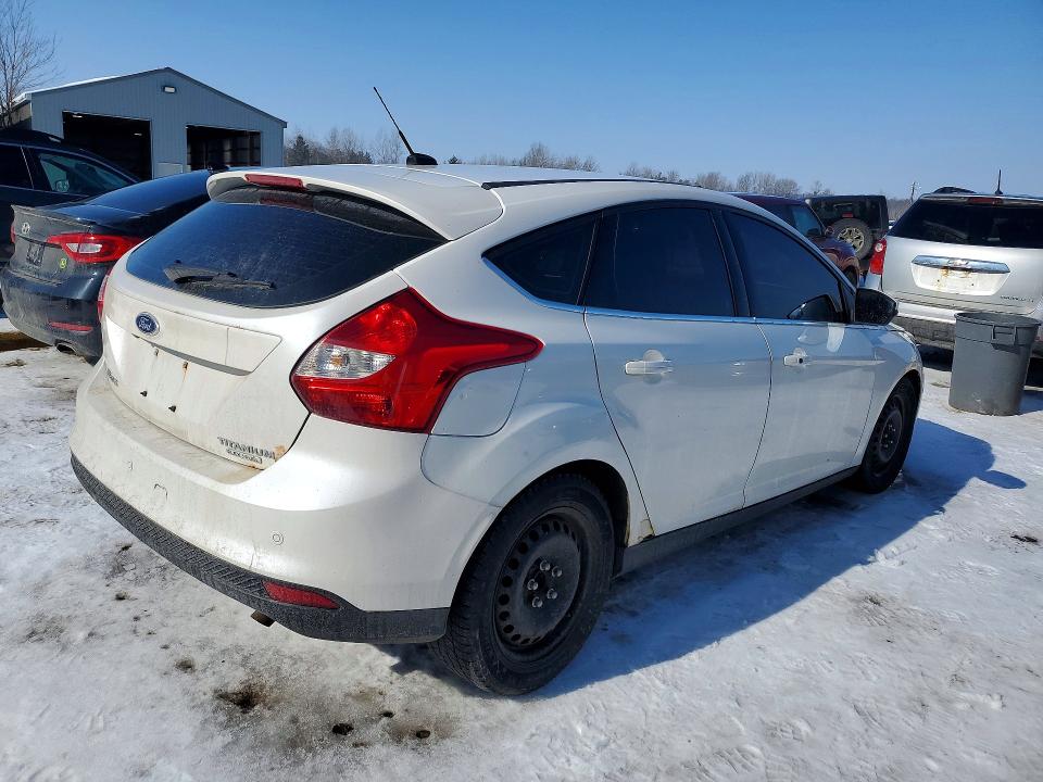 Photo 3 from auction – 2013 FORD FOCUS TITA with VIN 1FADP3N28DL366310