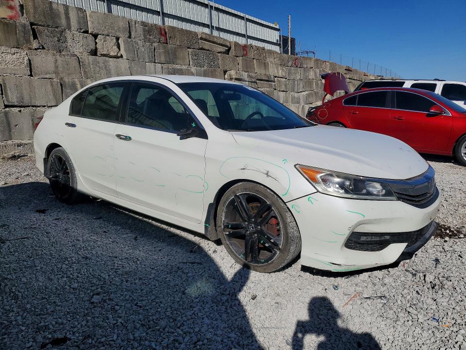 Photo 4 from auction – 2016 HONDA ACCORD with VIN 1HGCR2F5XGA222732
