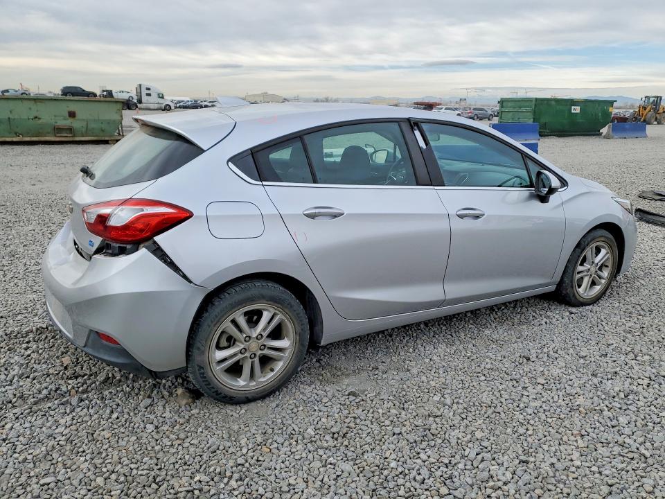 Photo 3 from auction – 2018 CHEVROLET CRUZE LT with VIN 3G1BH6SE7JS653957