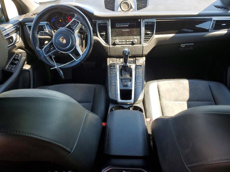 Photo 8 from auction – 2018 PORSCHE MACAN with VIN WP1AA2A59JLB11801