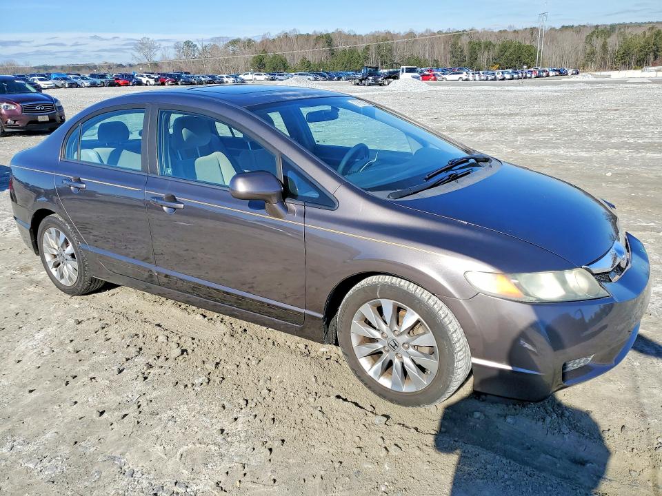 Photo 4 from auction – 2010 HONDA CIVIC EX with VIN 19XFA1F80AE058435