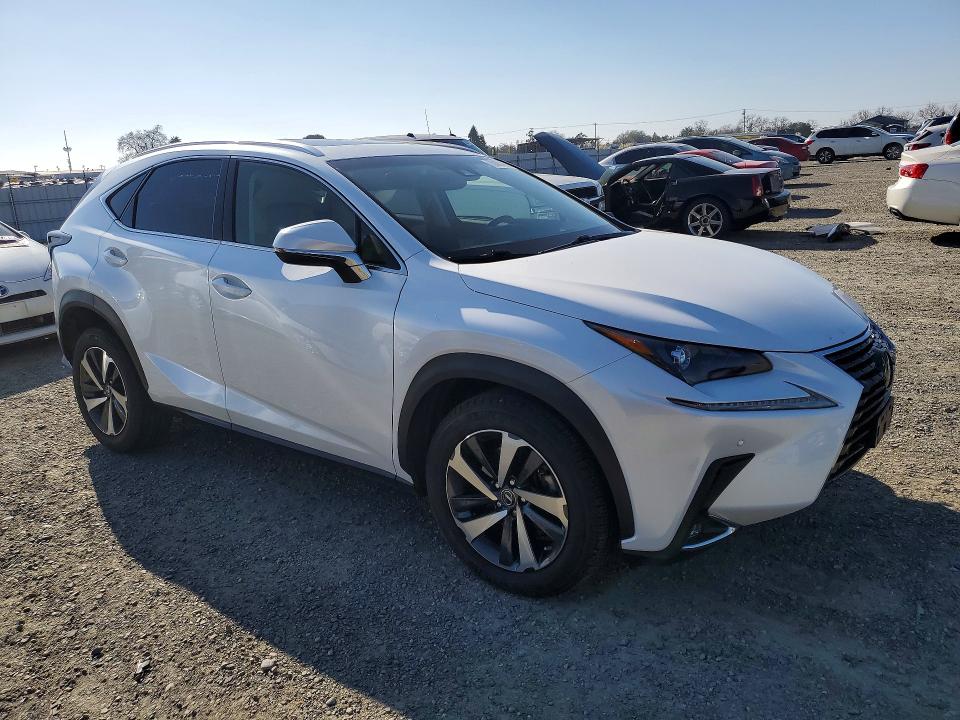 Foto 4 de la subasta – 2019 LEXUS NX 300 BAS con VIN JTJBARBZ5K2182160