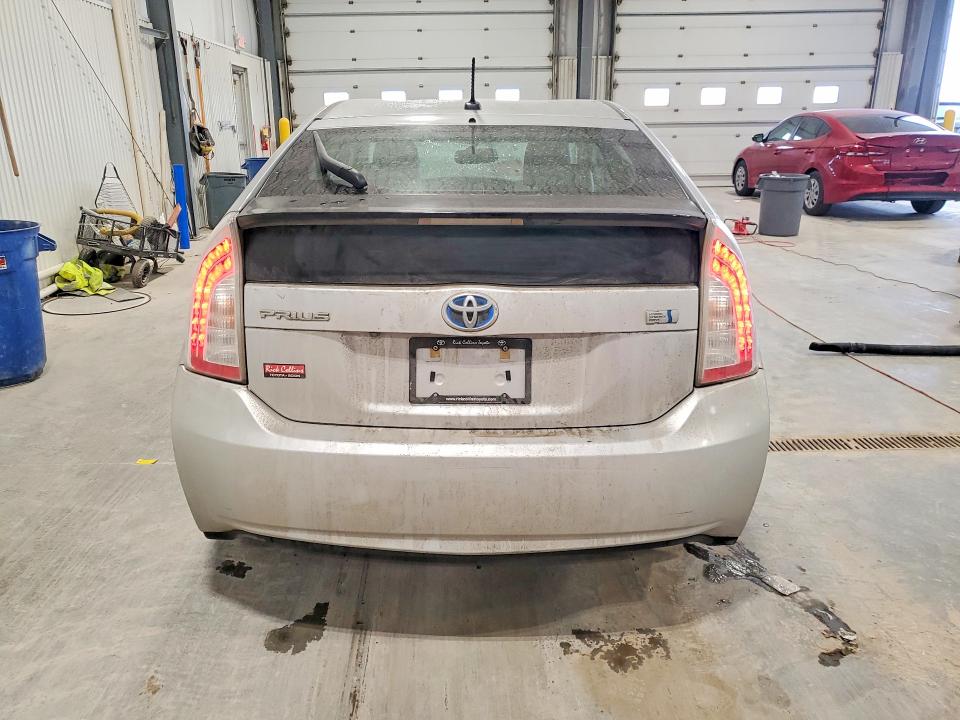 Photo 6 from auction – 2013 TOYOTA PRIUS with VIN JTDKN3DU0D5579606