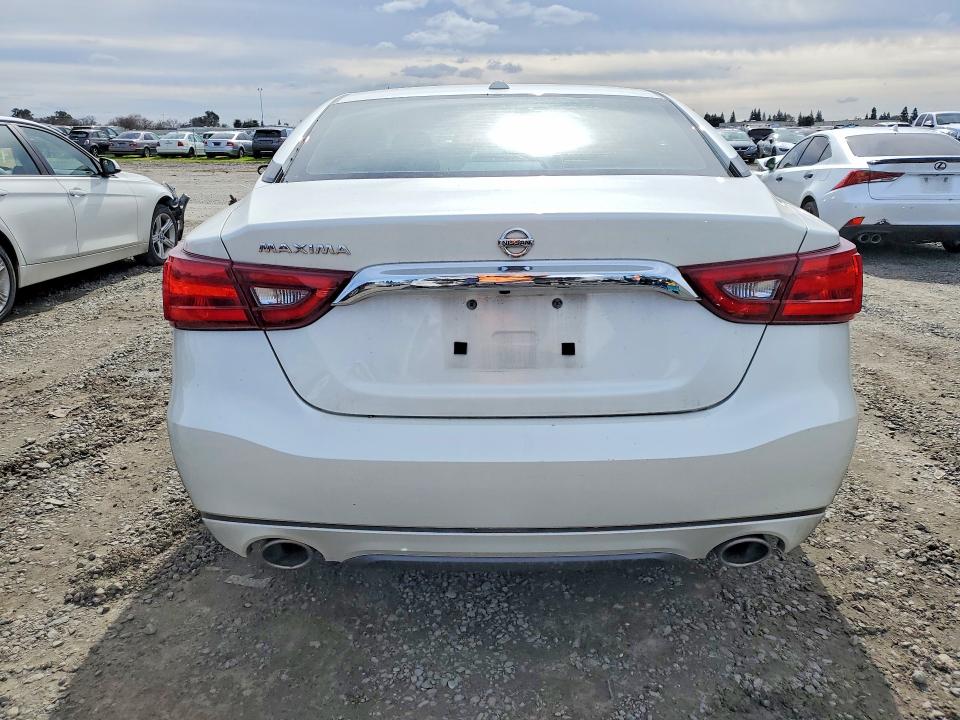 Photo 6 from auction – 2017 NISS MAXIMA with VIN 1N4AA6AP1HC384841