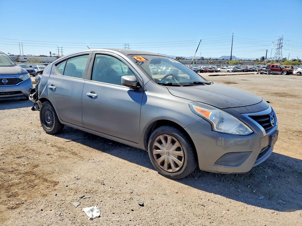 Photo 4 from auction – 2017 NISSAN VERSA with VIN 3N1CN7AP5HL841591