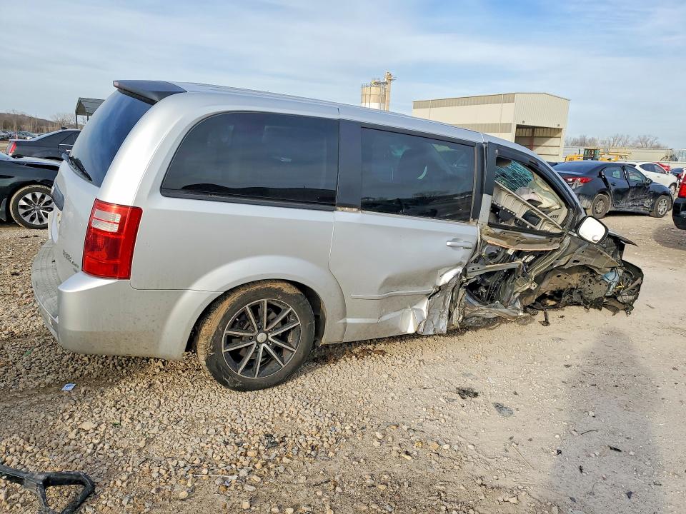 Photo 3 from auction – 2009 DODGE GRAND CARAVAN with VIN 2D8HN44E19R615744
