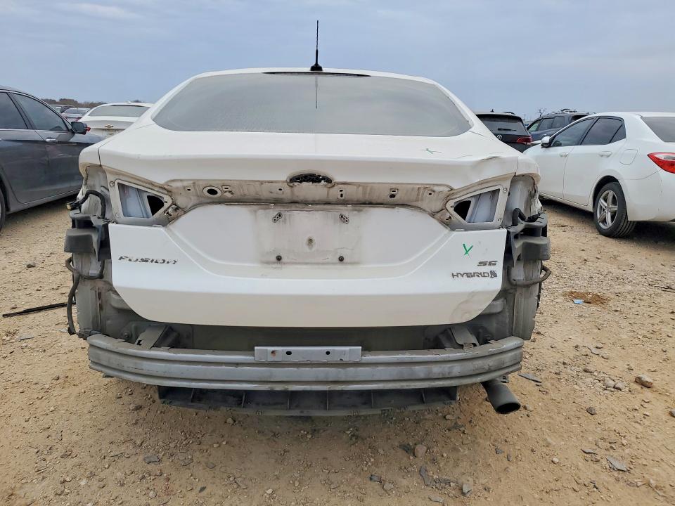 Photo 6 from auction – 2014 FORD FUSION with VIN 3FA6P0LU6ER184359