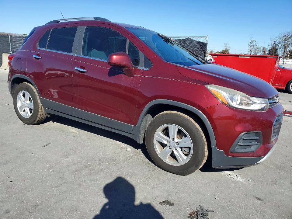 Photo 4 from auction – 2017 CHEVROLET TRAX with VIN 3GNCJLSB2HL275644