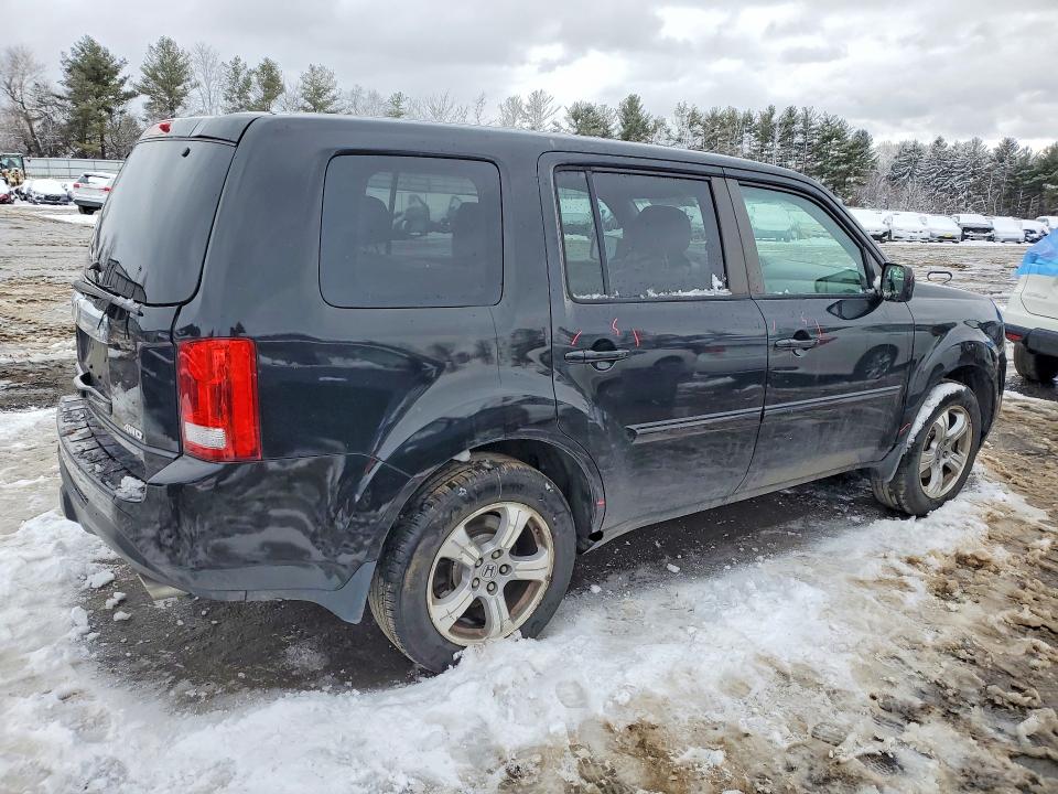 Photo 3 from auction – 2013 HONDA PILOT with VIN 5FNYF4H50DB019714