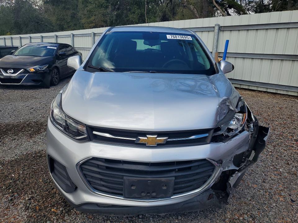 Photo 5 from auction – 2019 CHEVROLET TRAX with VIN 3GNCJKSB2KL127513