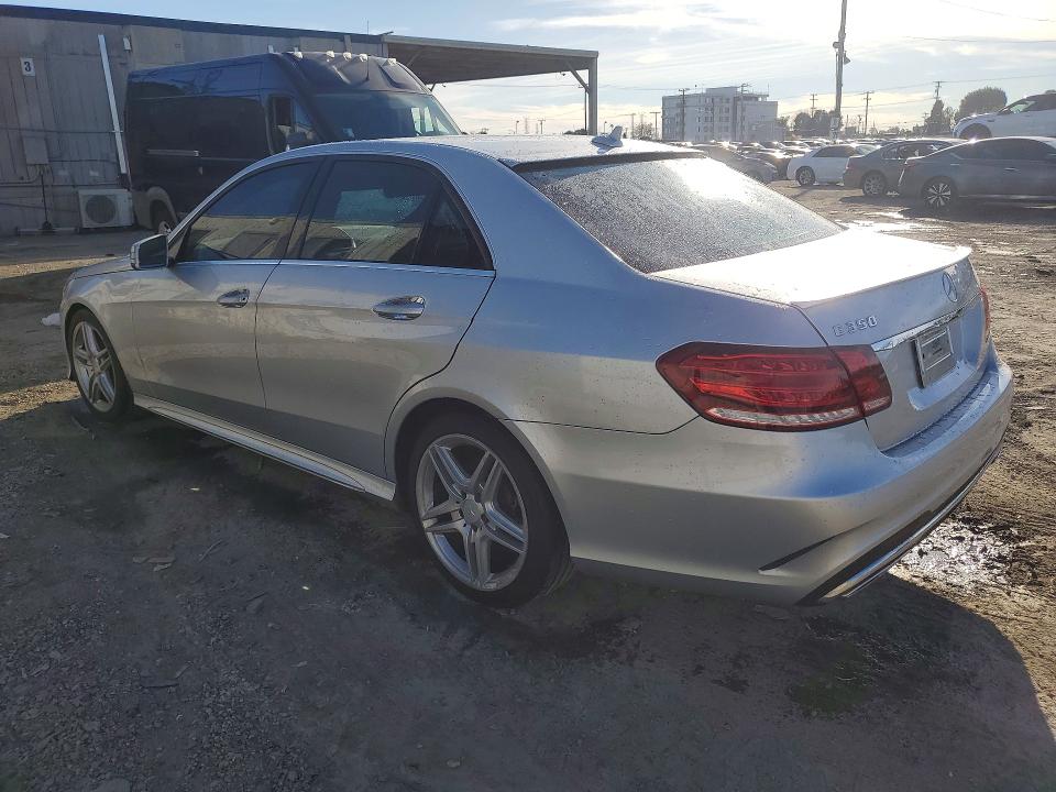 Foto 2 de la subasta – 2014 MERCEDES-BENZ E con VIN WDDHF5KB1EA931076