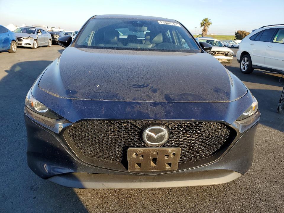 Photo 5 from auction – 2019 MAZDA 3 with VIN JM1BPBMM2K1134521