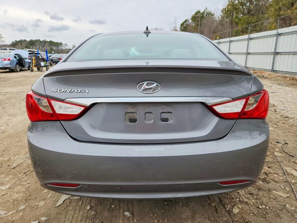 Photo 6 from auction – 2013 HYUNDAI SONATA GLS with VIN 5NPEB4AC6DH645535