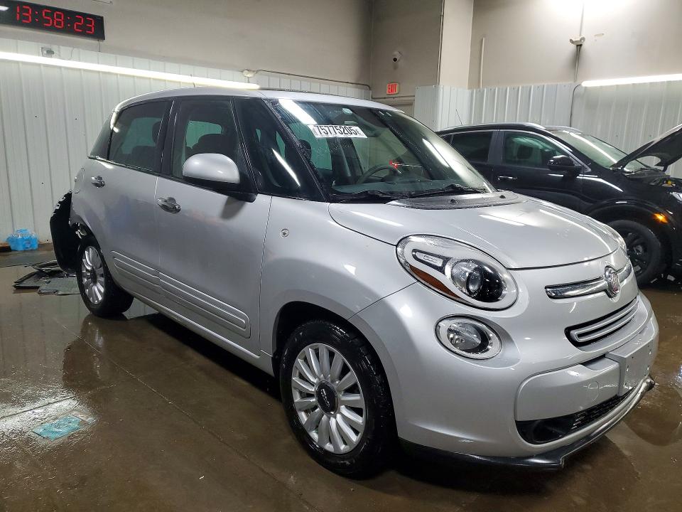 Photo 4 from auction – 2014 FIAT 500L with VIN ZFBCFABH3EZ026828