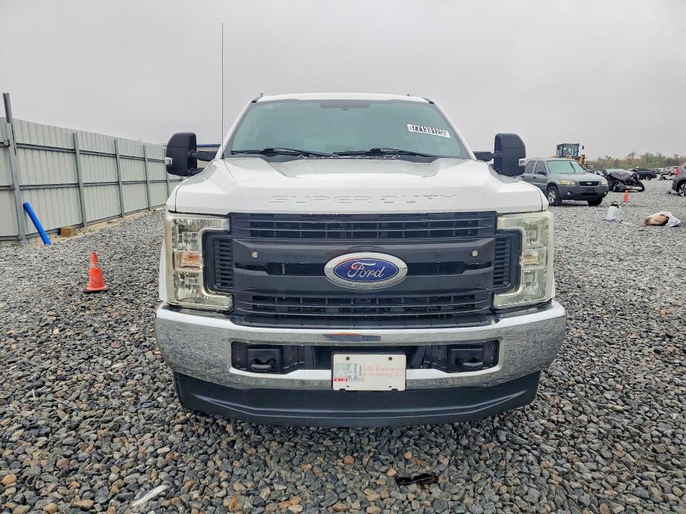Photo 5 from auction – 2017 FORD F250 with VIN 1FT7W2B69HEC15854