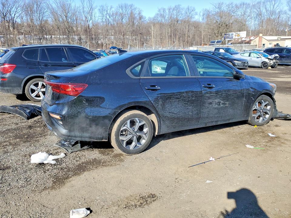 Photo 3 from auction – 2019 KIA FORTE with VIN 3KPF24AD5KE081584