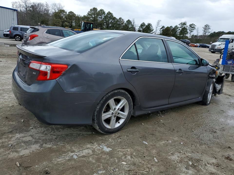 Photo 3 from auction – 2013 TOYOTA CAMRY with VIN 4T1BF1FKXDU280123