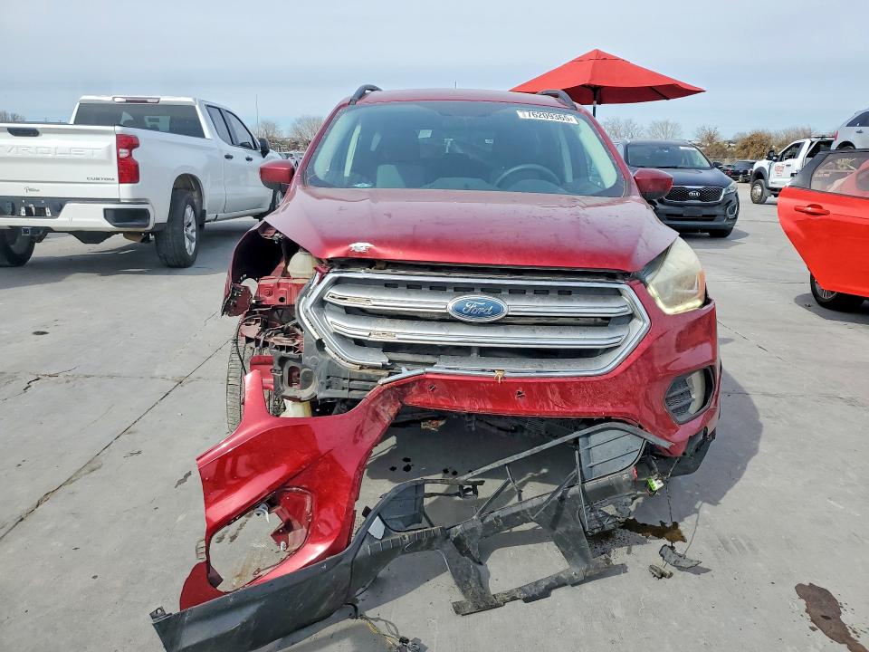 Photo 5 from auction – 2017 FORD ESCAPE with VIN 1FMCU0GD2HUE71979