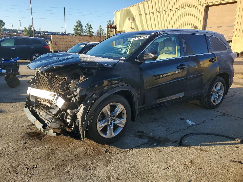 TOYOTA HIGHLANDER 2016 with VIN 5TDYKRFH9GS139825 - Photo from auction