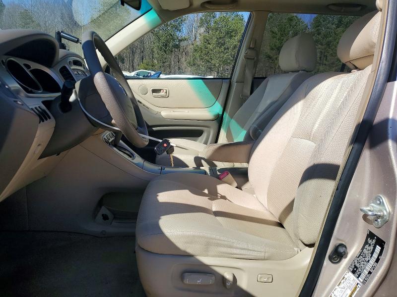 Photo 7 from auction – 2004 TOYOTA HIGHLANDER with VIN JTEGP21A540032036
