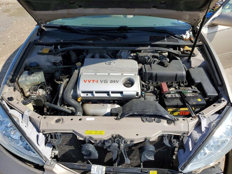 Photo 11 from auction – 2004 TOYOTA CAMRY with VIN 4T1BF32K94U572847