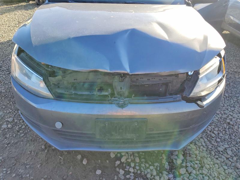 Photo 11 from auction – 2012 VOLKSWAGEN JETTA with VIN 3VW2K7AJ7CM377717