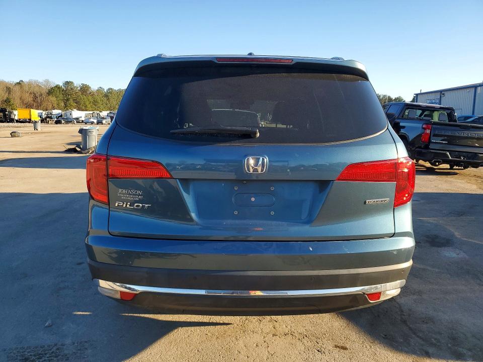 Photo 6 from auction – 2018 HONDA PILOT with VIN 5FNYF5H95JB009152