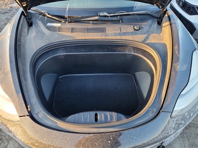 Photo 11 from auction – 2018 TESLA MODEL 3 with VIN 5YJ3E1EBXJF071255