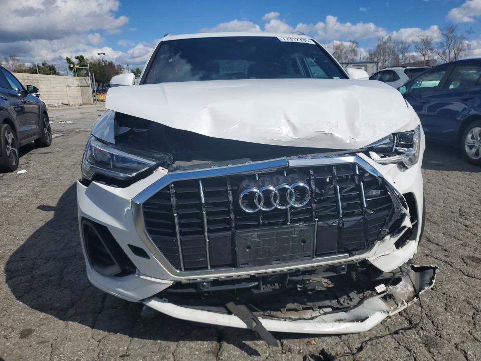 Photo 5 from auction – 2023 AUDI Q3 with VIN WA1DECF34P1115205