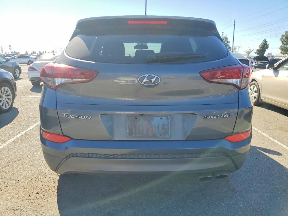 Photo 6 from auction – 2016 HYUNDAI TUCSON LIM with VIN KM8J33A21GU097527