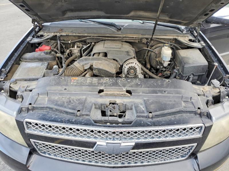 Photo 12 from auction – 2011 CHEVROLET TAHOE with VIN 1GNSKCE06BR283460