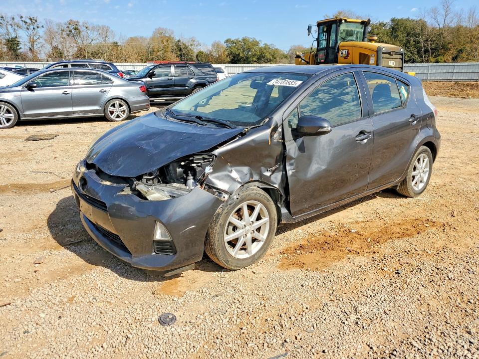 TOYOTA PRIUS C 2012 with VIN JTDKDTB33C1021008 - Photo from auction