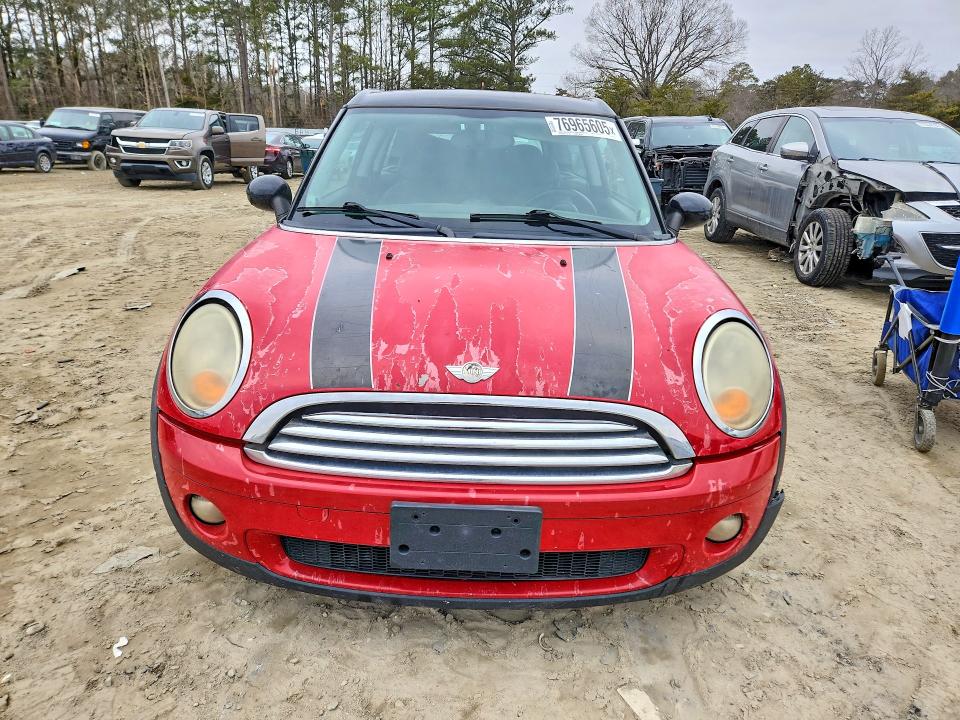 Photo 5 from auction – 2010 MINI COOPER with VIN WMWML3C52ATX51776