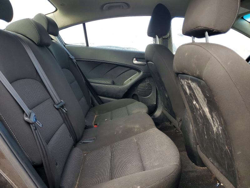 Photo 10 from auction – 2017 KIA FORTE with VIN 3KPFK4A77HE130206