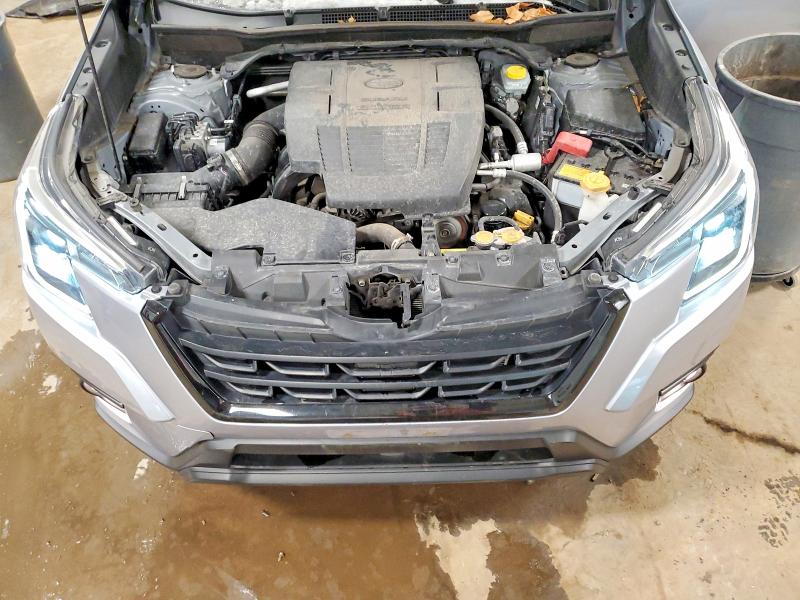 Photo 12 from auction – 2022 SUBARU FORESTER with VIN JF2SKAPC2NH428543