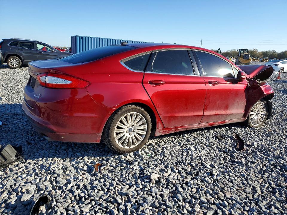 Photo 3 from auction – 2016 FORD FUSION with VIN 3FA6P0LU1GR403277