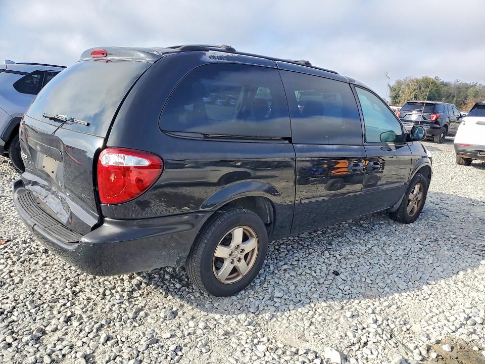 Photo 3 from auction – 2006 DODGE GRAND CARA with VIN 2D4GP44LX6R840388