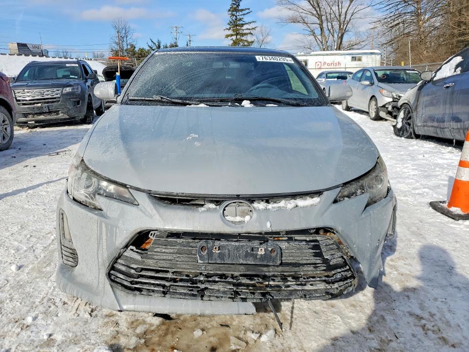 Photo 5 from auction – 2014 TOYOTA SCION TC with VIN JTKJF5C76E3081934