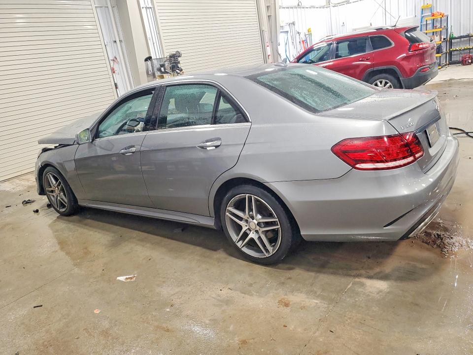 Photo 2 from auction – 2015 MERCEDES-BENZ E with VIN WDDHF8JB0FB144313