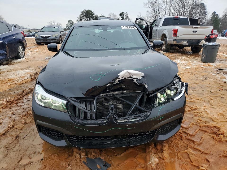 Photo 5 from auction – 2019 BMW 740 I with VIN WBA7E2C55KB218071