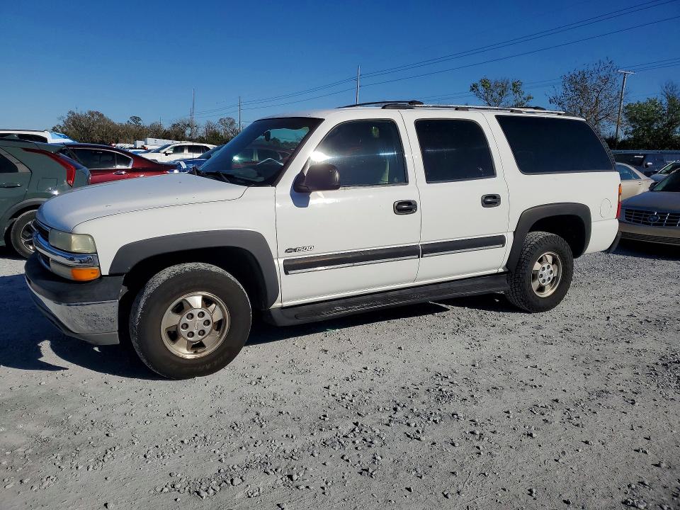 Photo 1 from auction – 2000 CHEVROLET SUBURBAN with VIN 3GNEC16T7YG229679