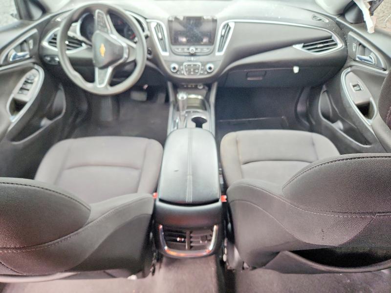 Photo 8 from auction – 2020 CHEVROLET MALIBU with VIN 1G1ZD5ST1LF098255