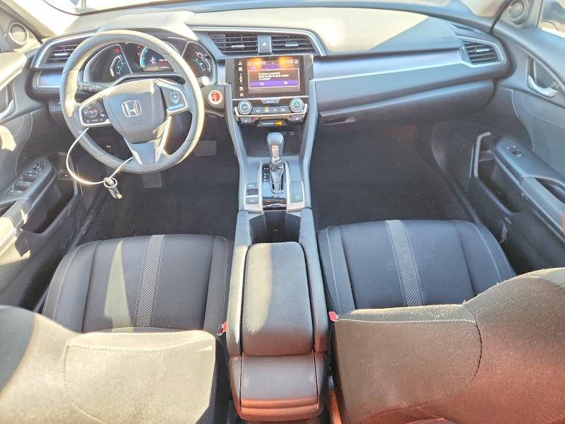 Photo 8 from auction – 2017 HONDA CIVIC with VIN 2HGFC1F35HH641646