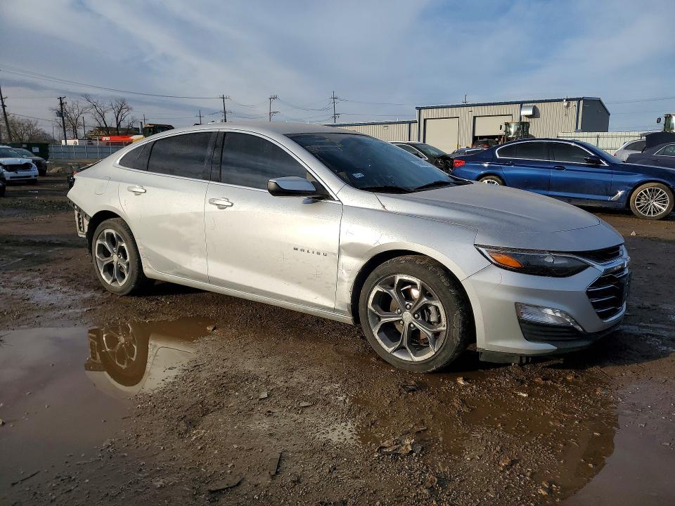 Photo 4 from auction – 2022 CHEVROLET MALIBU with VIN 1G1ZD5ST8NF128449