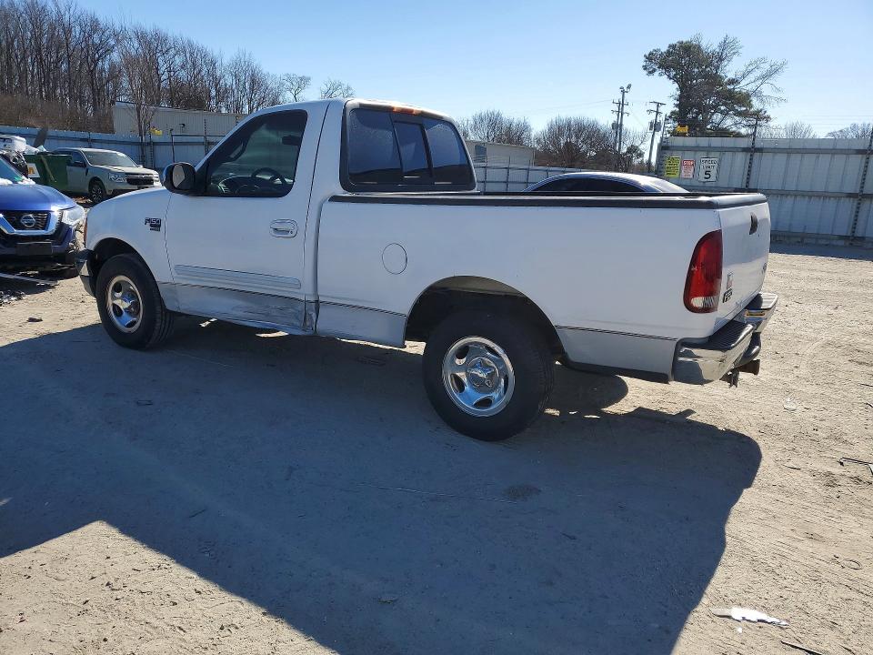 Photo 2 from auction – 2000 FORD F150 with VIN 1FTRF17W5YNB48715