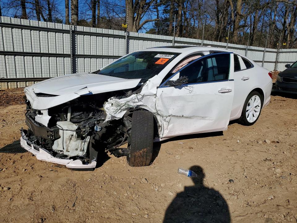 CHEVROLET MALIBU 2018 with VIN 1G1ZE5SX6JF103883 - Photo from auction