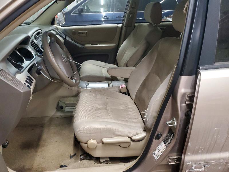 Photo 7 from auction – 2004 TOYOTA HIGHLANDER with VIN JTEGD21A940091082