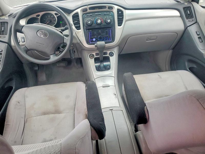 Photo 8 from auction – 2005 TOYOTA HIGHLANDER with VIN JTEDP21A550051531