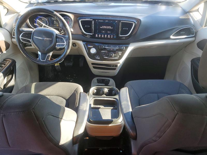 Photo 8 from auction – 2019 CHRYSLER PACIFICA with VIN 2C4RC1FG5KR505789