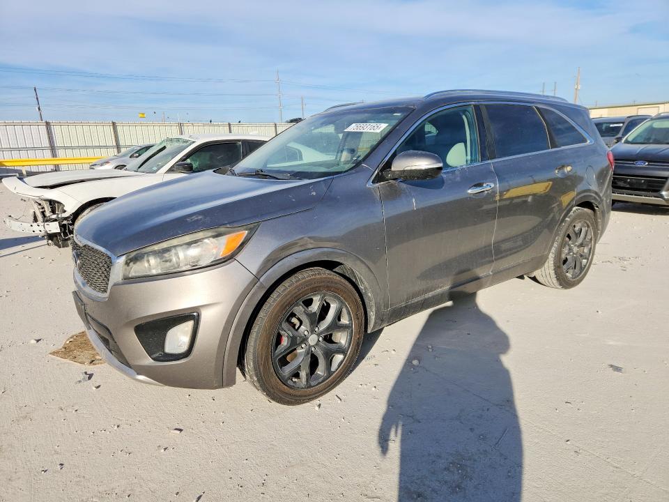 KIA SORENTO 2016 with VIN 5XYPK4A53GG080327 - Photo from auction